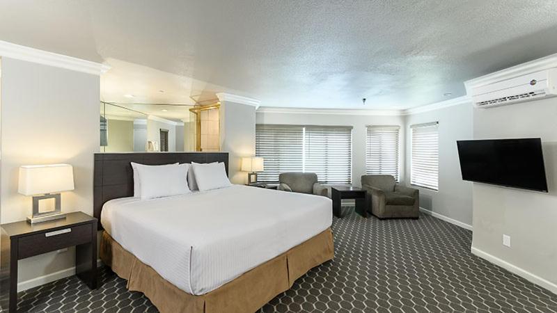 Alexis Park All Suite Resort Las Vegas Exterior photo