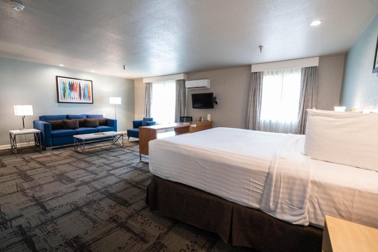 Alexis Park All Suite Resort Las Vegas Exterior photo